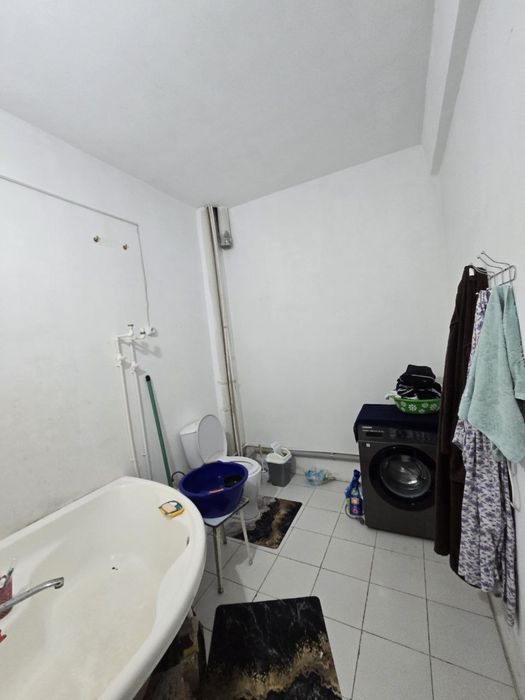 Чичик шахар 10 м/р Карвон 3х 68 кв/м 1 этаж сотилади Нархи 30.000$ Нал