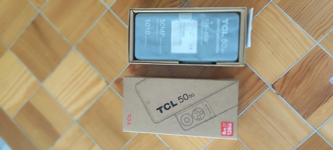 TCL 50 5G 128GB 4GB + 4GB RAM
