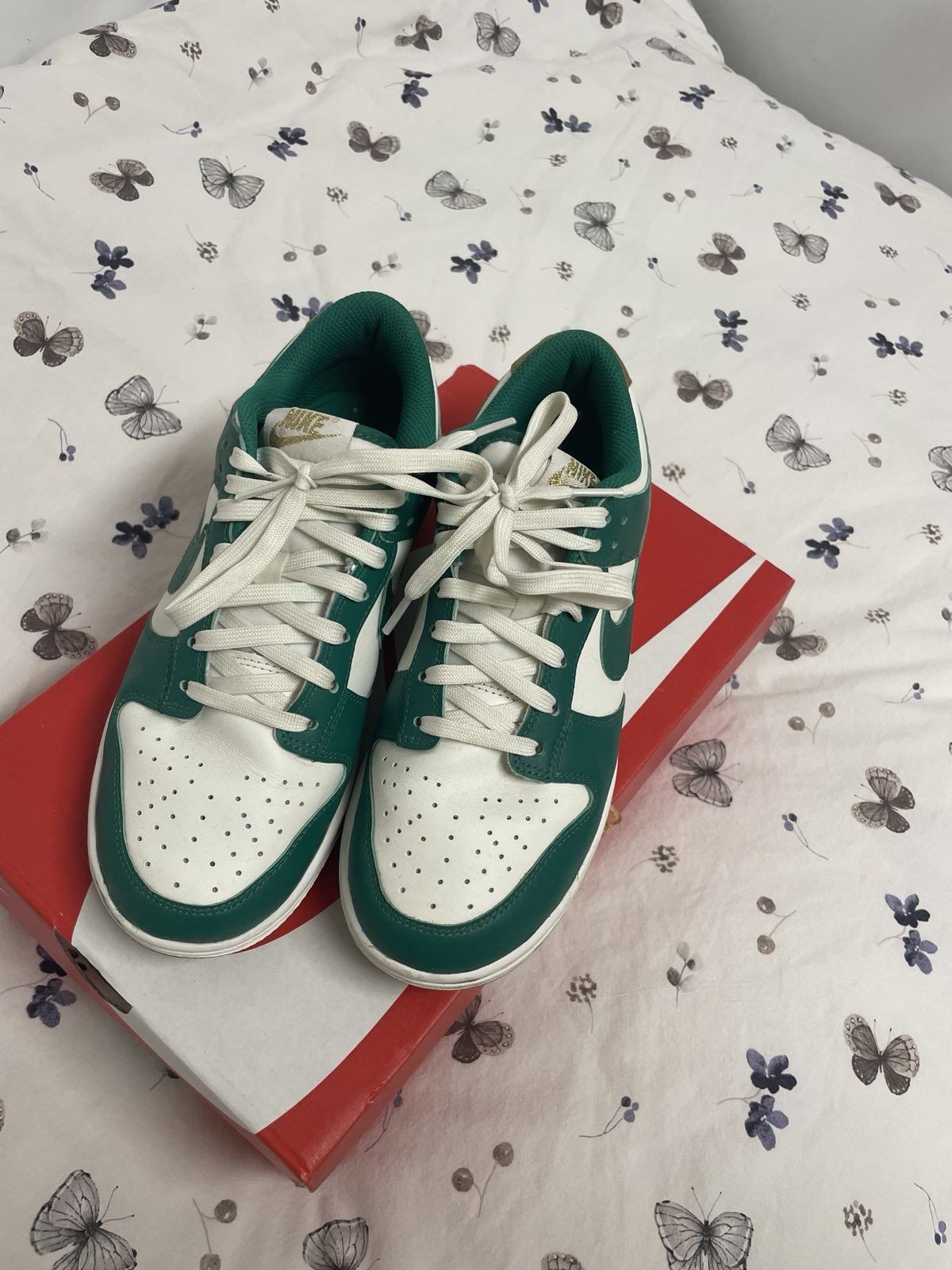 Чисто нови Nike dunk low 39н