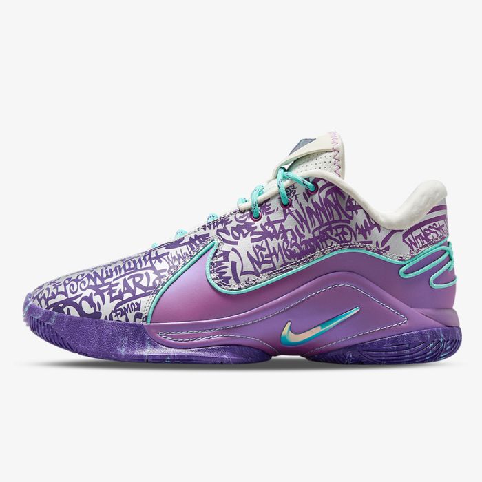 LeBron James XXII Mogul Split Frosen Grapes