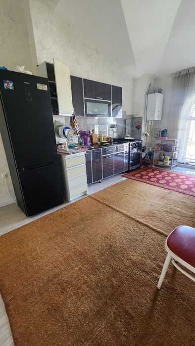 Продается квартира Чиланзар Байналминал 3/10/10 (105 квадратов)