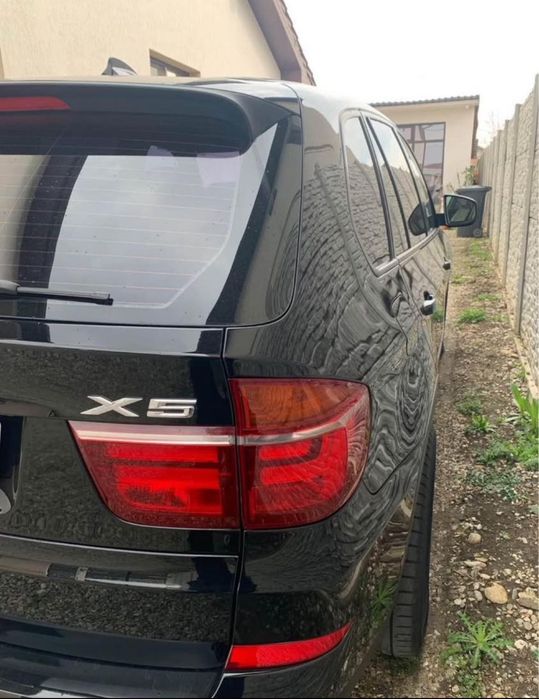 Vând BMW x5 an 2010