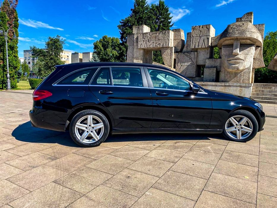 Mercedes C250 4Matic/7G-Tronic/Faruri inteligente-ILS  LED/Webasto/
