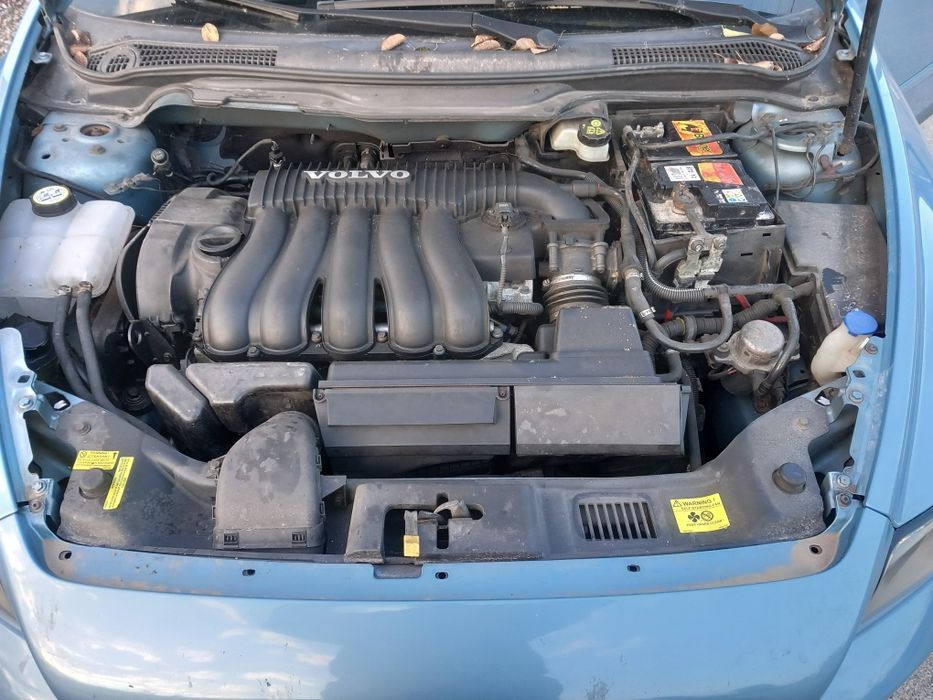 Volvo v50 НА части