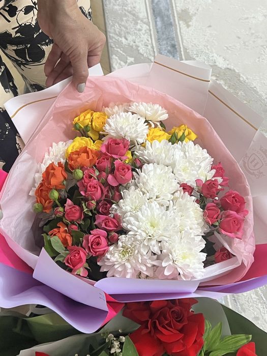 Букет цветов по 4-5 тыс тенге