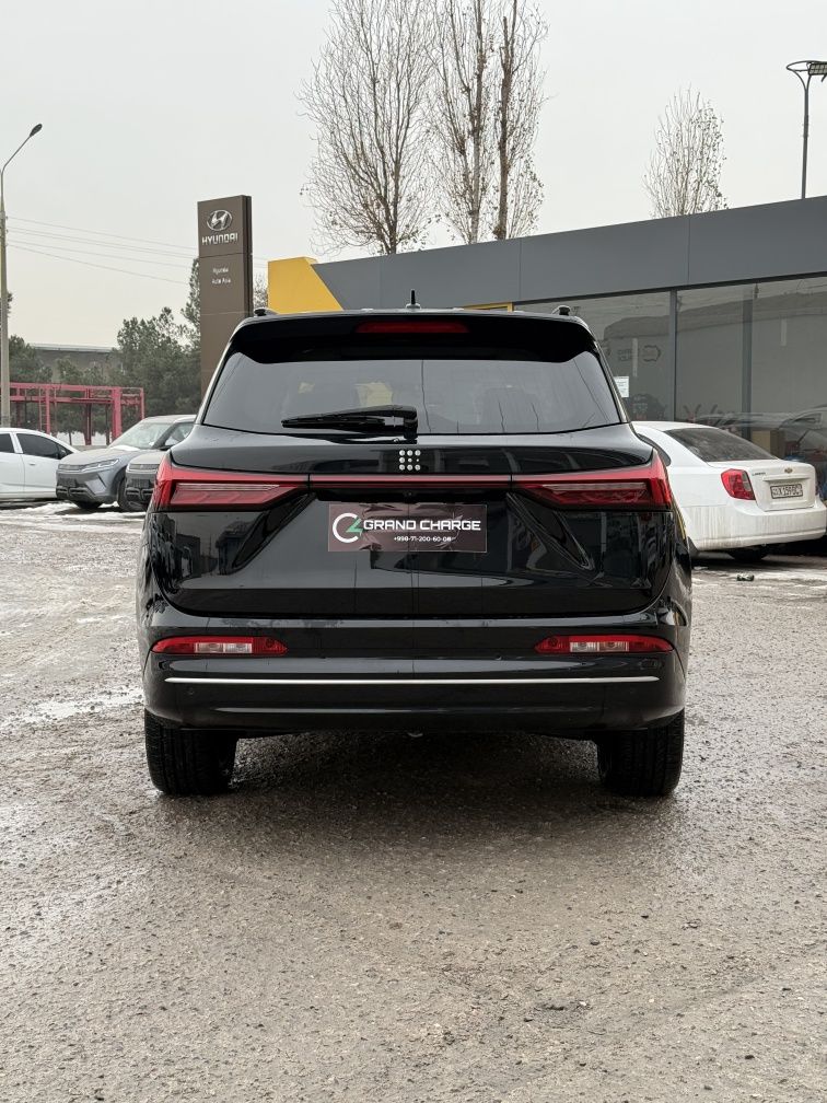 Donfeng fengon E 508 sotuvda tayyor