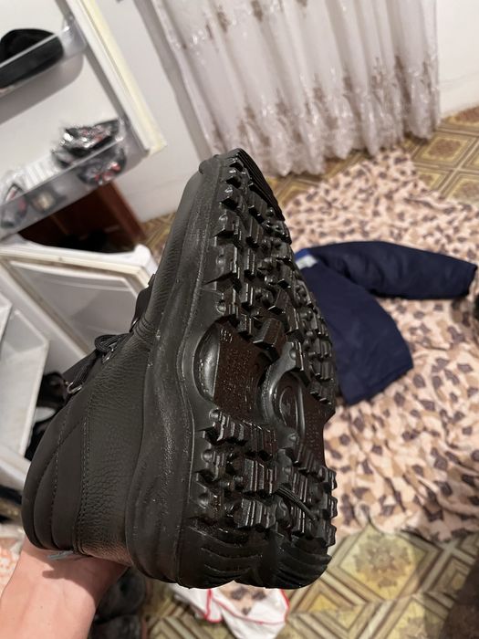 Продается Спец Ботинка