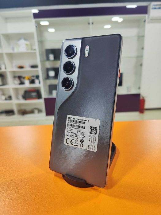 Продаю телефон Tecno Camon 40 - 8+5 GB / 256 GB