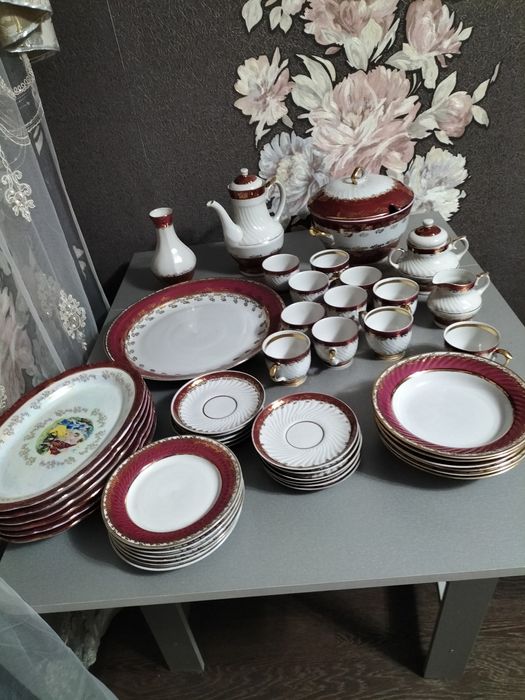 Продам сервиз под Мадонна бу