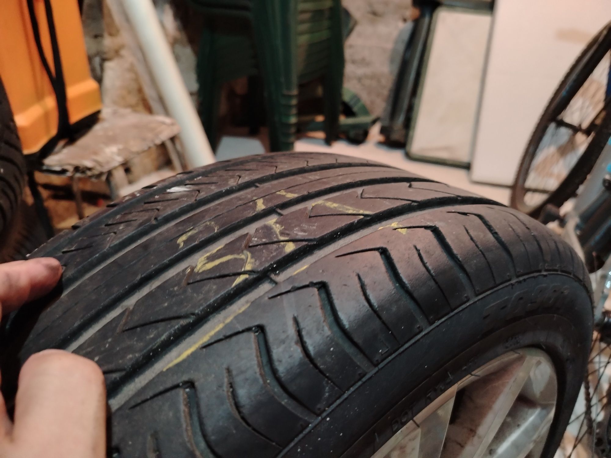 Гуми с джанти от Passat B6 2010г  242/45 R17  VW, Audi и Skoda