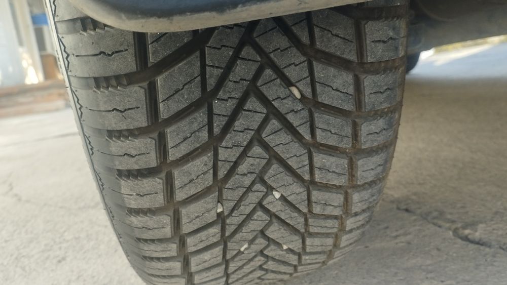 Спарк сотилади ..