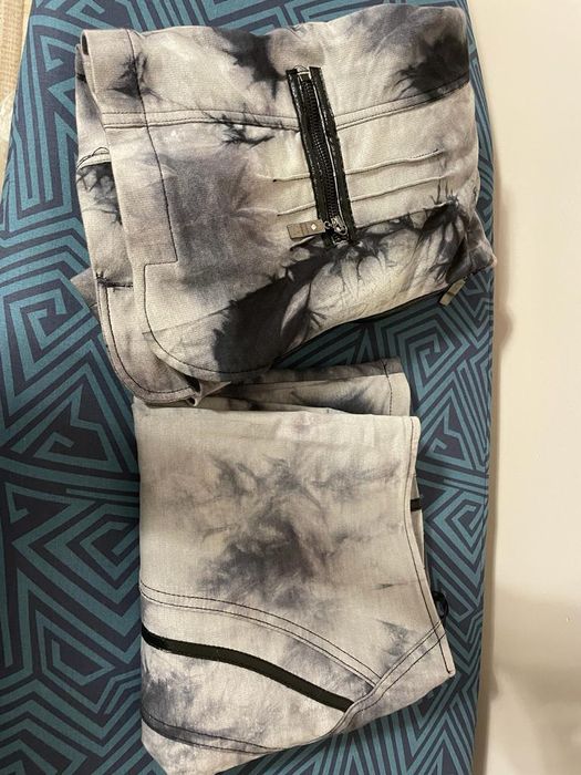 Женский костюм, Германия. Размер 46-48.