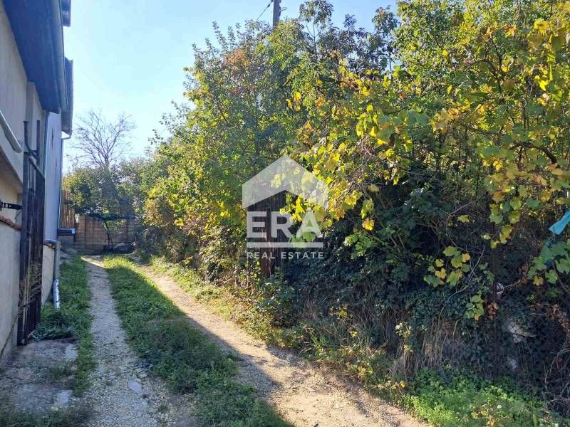 Продава се Парцел в Варна, Изгрев - 600 кв.м за 67 €/кв.м - Снимка #1