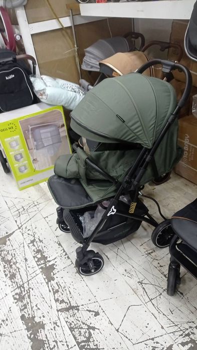 Продам детскую коляску
