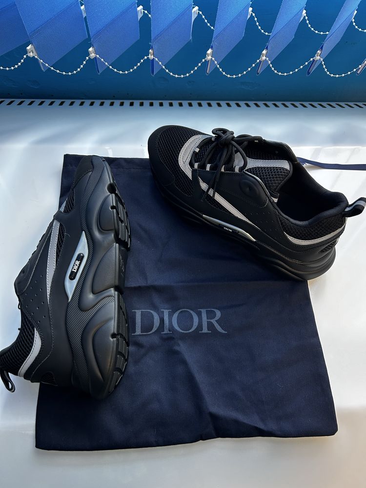 Dior b22 (нови)