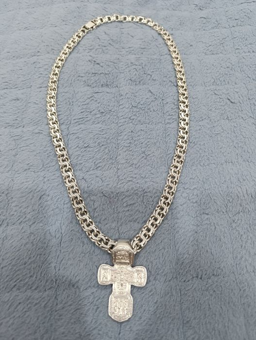 Мощная, красивая цепь с крестом из чистого серебра 925 пробы
