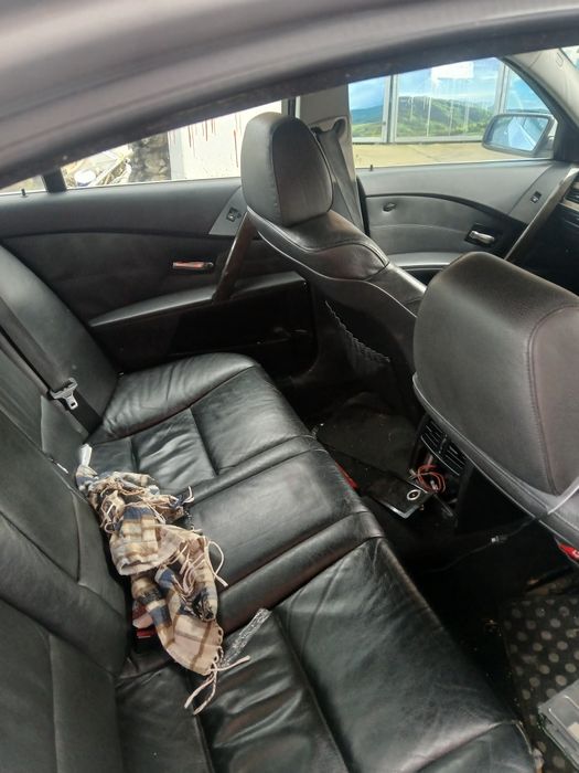 Vând bmw seria 5 citiți descrierea