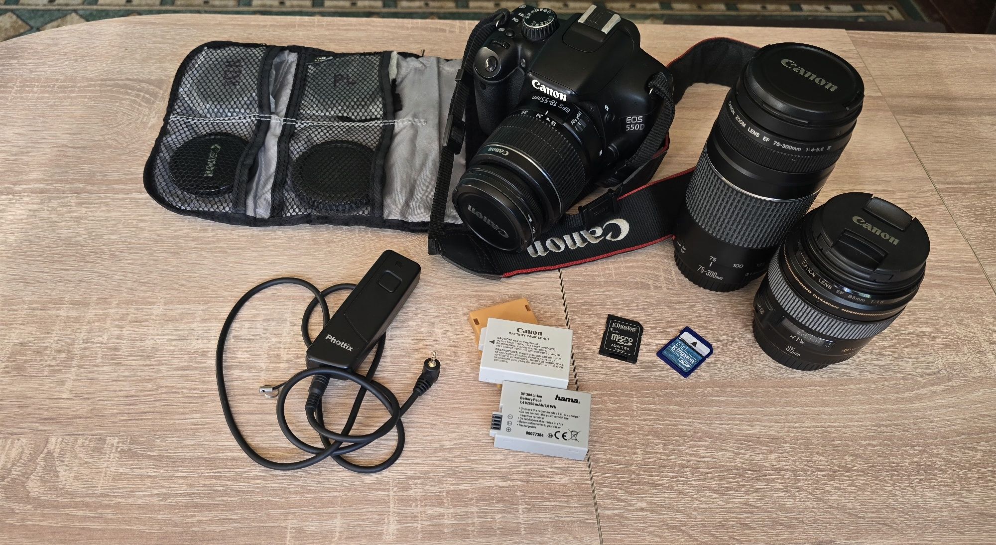 Фотоапарат Canon 550d