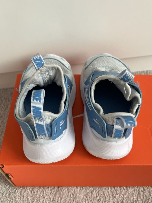 Nike flex runner 22 р-р