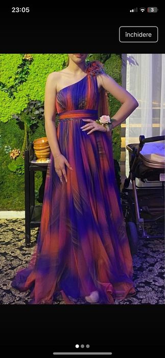 Rochie lungă mărimea M ( se potrivește și la S)