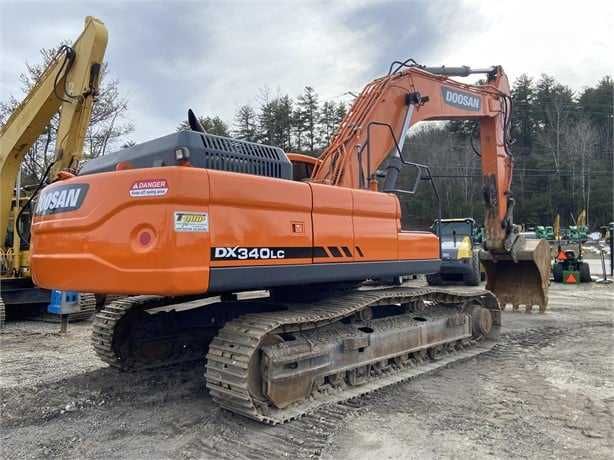 Dezmembram excavator DOOSAN DX340 LC - Piese de schimb Doosan