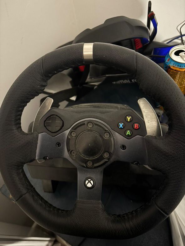 Vand volan logitech 920 cu schimbator