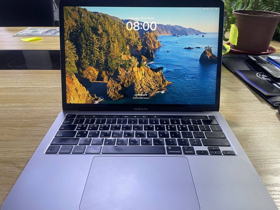 Mackbook pro 13 Batareya: 92% 8/512