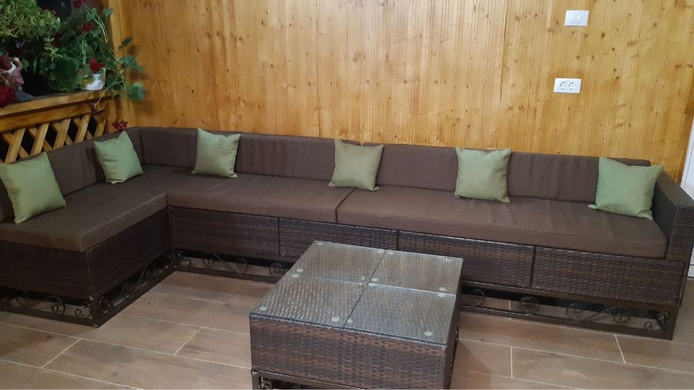 Perne , saltele mobilier terasa gradina