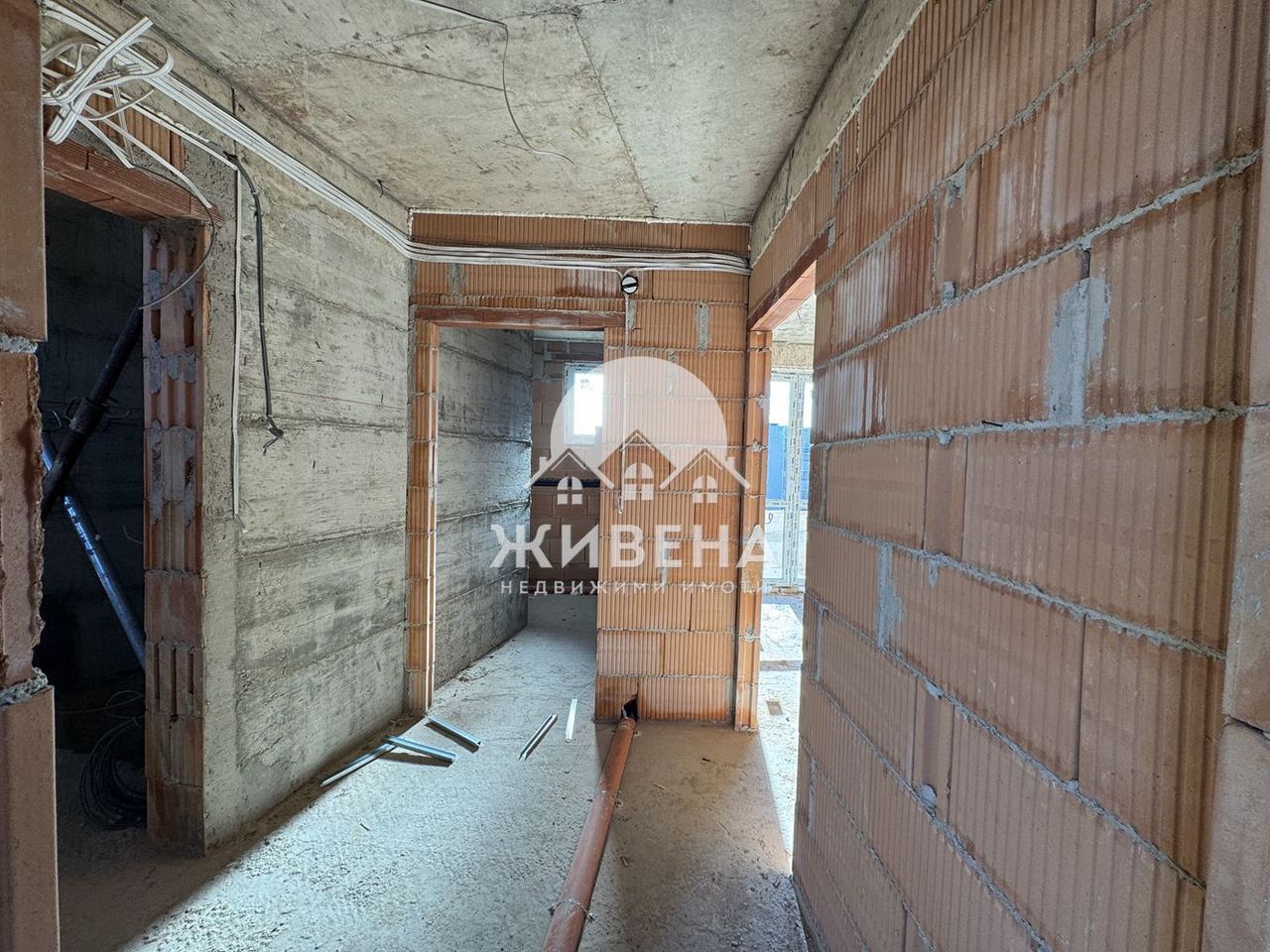 Продава се Двустаен апартамент в Варна, Погреби - 76 кв.м за 1514 €/кв.м - Снимка #7