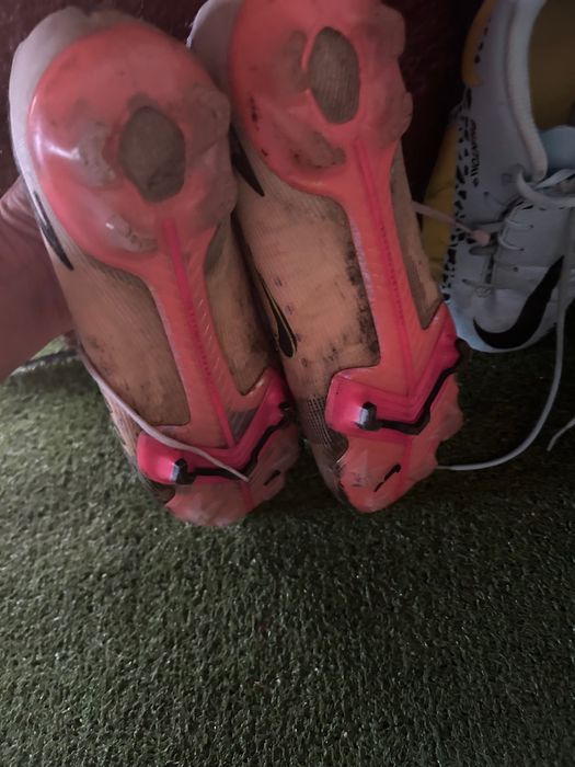 Бутонки и стоножки в много добро състояние