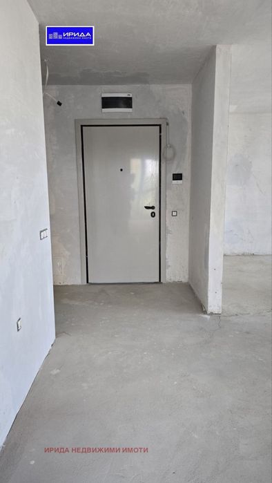 Просторен четиристаен апартамент в Гоце Делчев с АКТ 16!