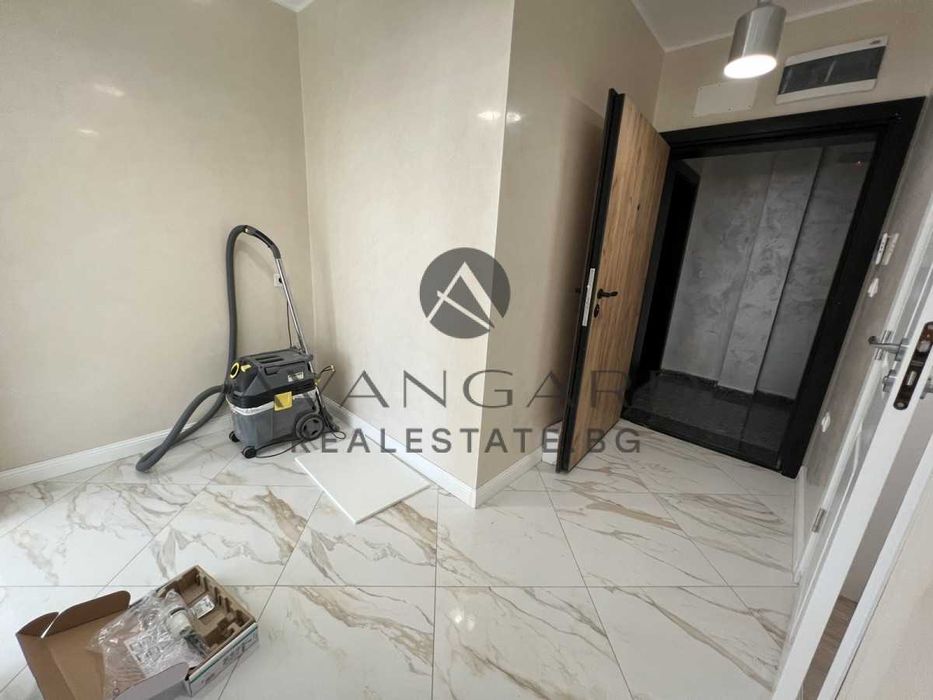 Продава се Двустаен апартамент в Пловдив, Беломорски - 131 кв.м за 1183 €/кв.м - Снимка #12