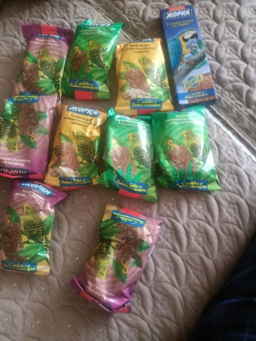 Обменяю/продам корм для попугаев.