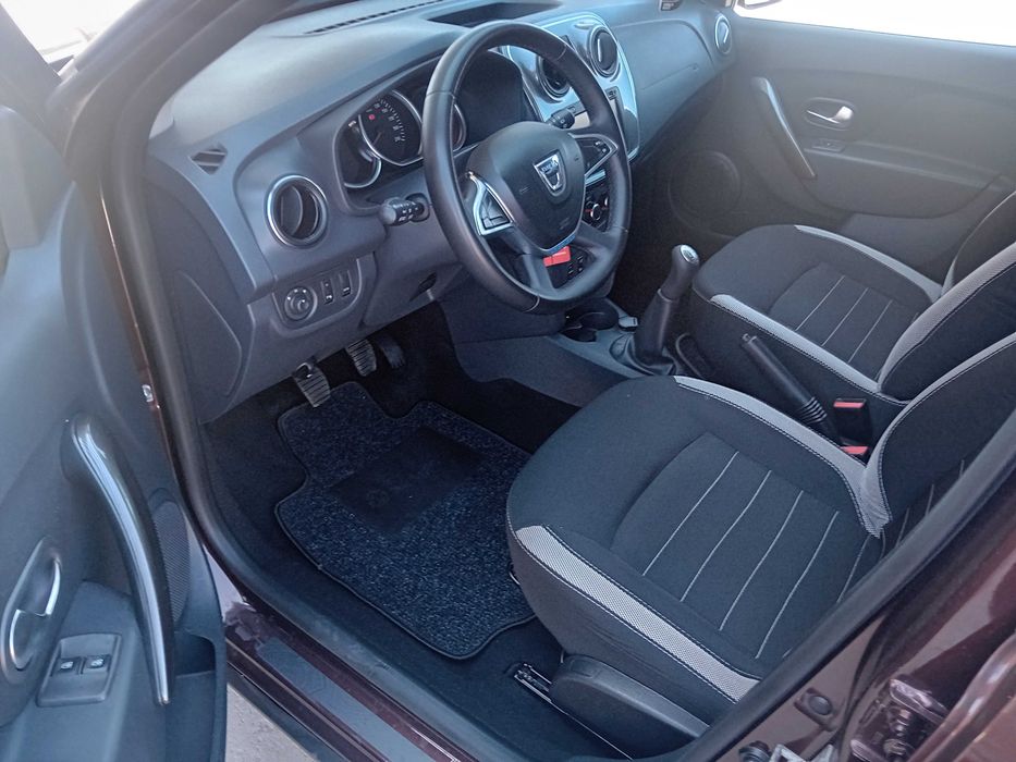 Dacia Sandero Stepway Prestige , An 2017 , 0.9 TCE - 90 CP , Euro 6