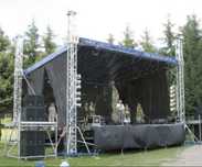 Scenă profesională pentru evenimente 12x9m acoperită!