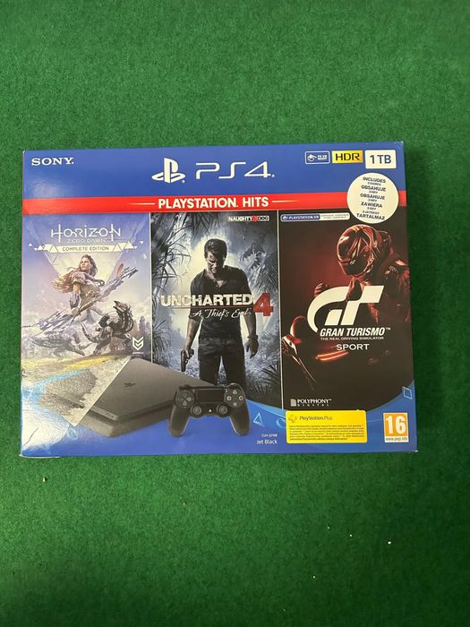 PlayStation 4 Slim 512GB + 2 manete + 5 jocuri (ca nou)