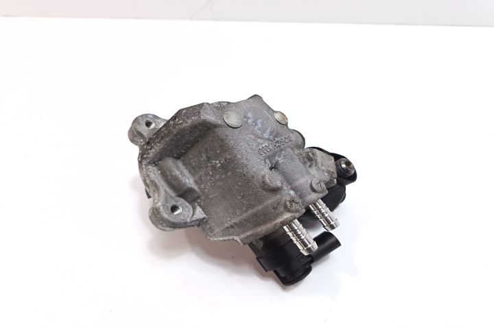 Pompa inalta presiune 2.0 tdi Volkswagen VW Passat B6