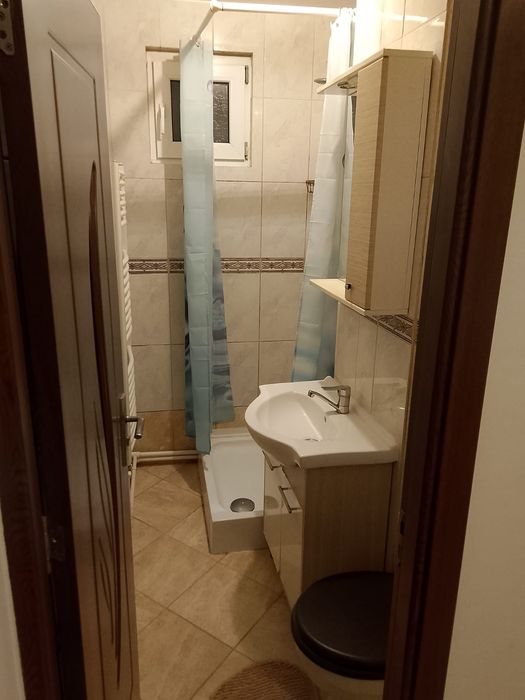 Inchiriez apart 2 camere micro 19