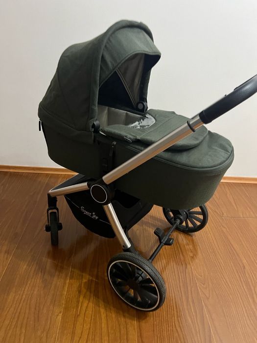 Продам коляску 3 в 1