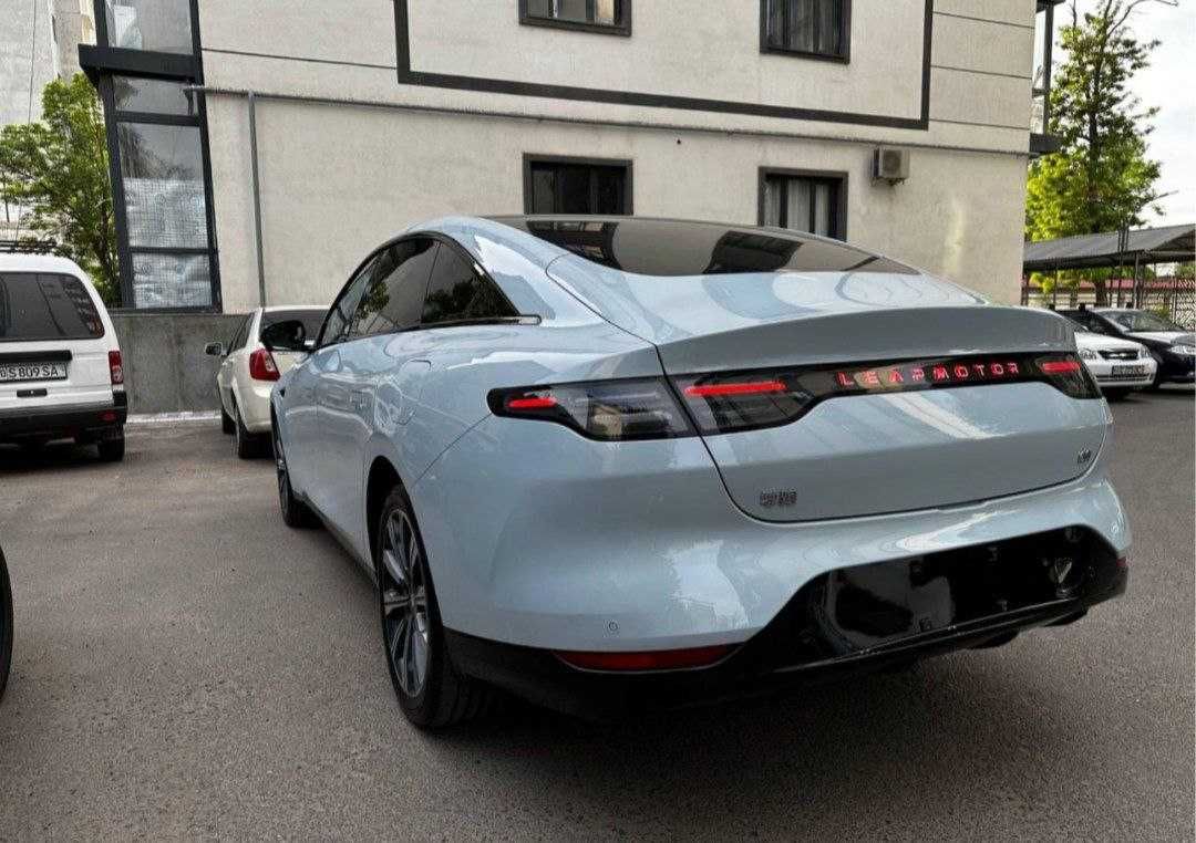 Leapmotor c01 Comfort Hybrit 216