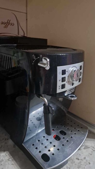 Aparat cafea ptr cafea scurtă,lungă,cappuccino