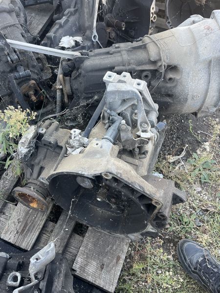 Ръчна скоростна кутия Volkswagen Bora 2.3 V5