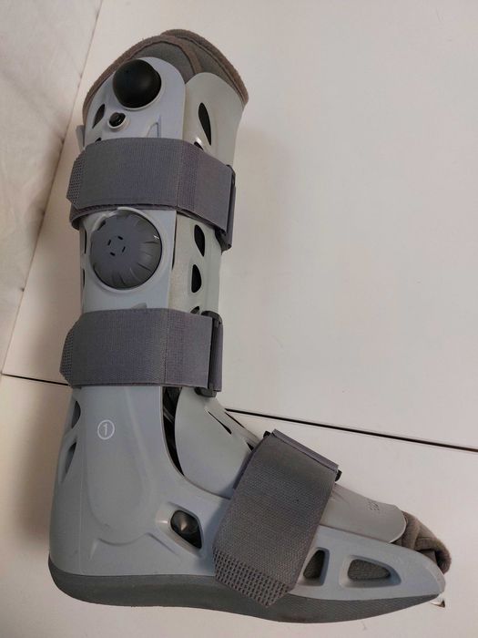 Cizma imobilizare/orteza Aircast Elite,marime S (36-39)