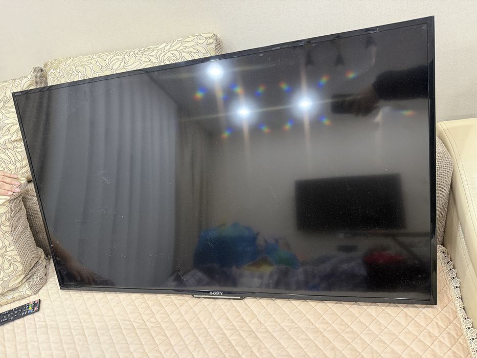 Телевизор Sony продам