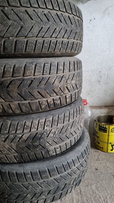 4 cauciucuri iarna 17/225/60