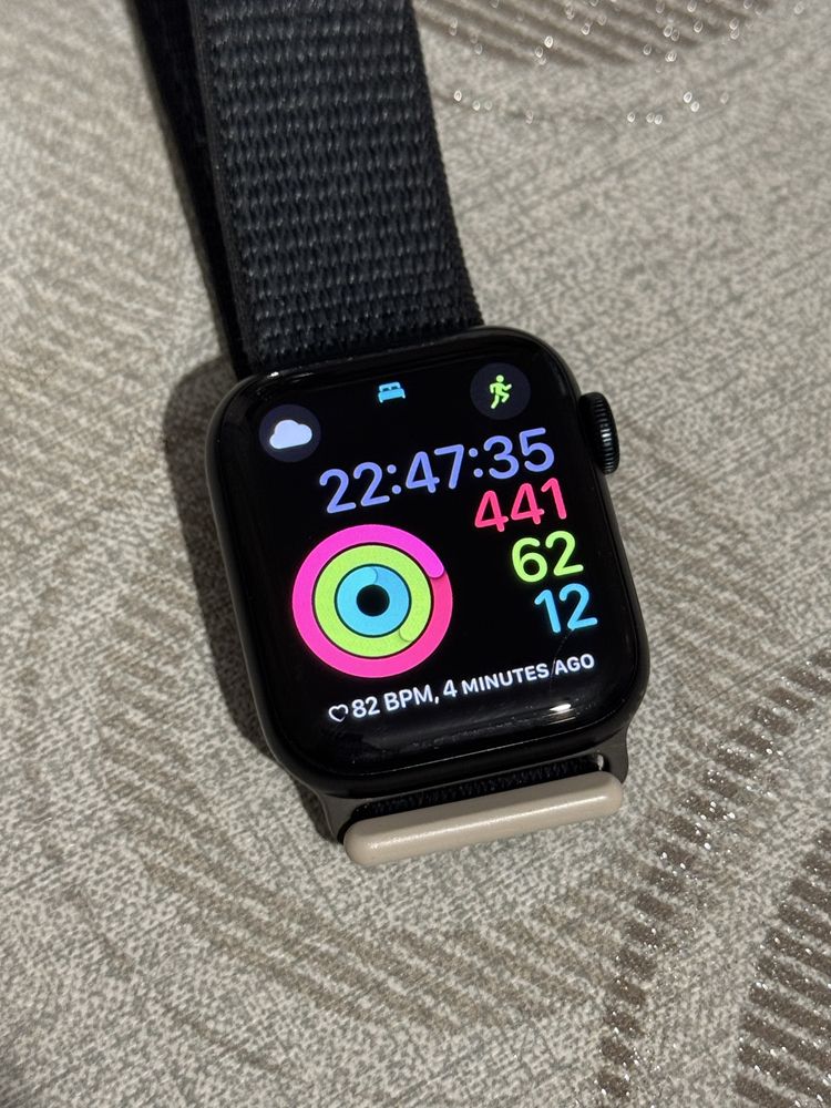 Apple watch se 40mm (СПЕШНО!)