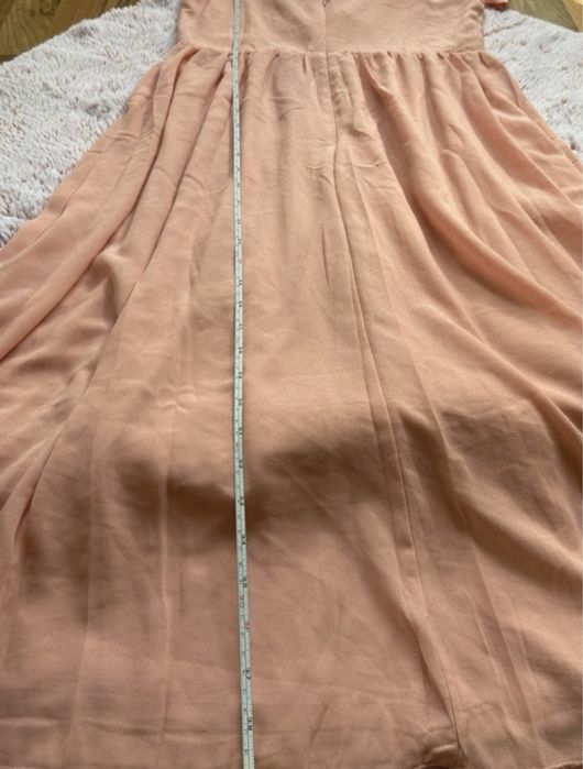 Rochie de ocazie cu umerii goi