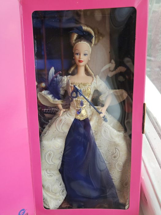 Коллекционная кукла Barbie