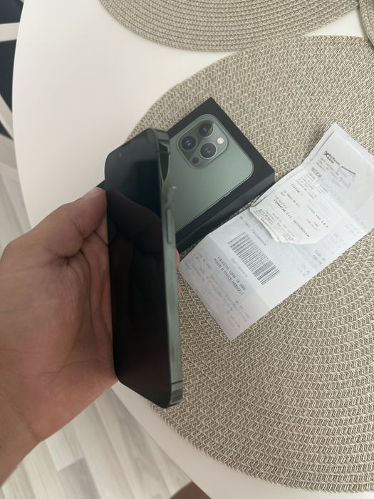 Iphone 13 pro green