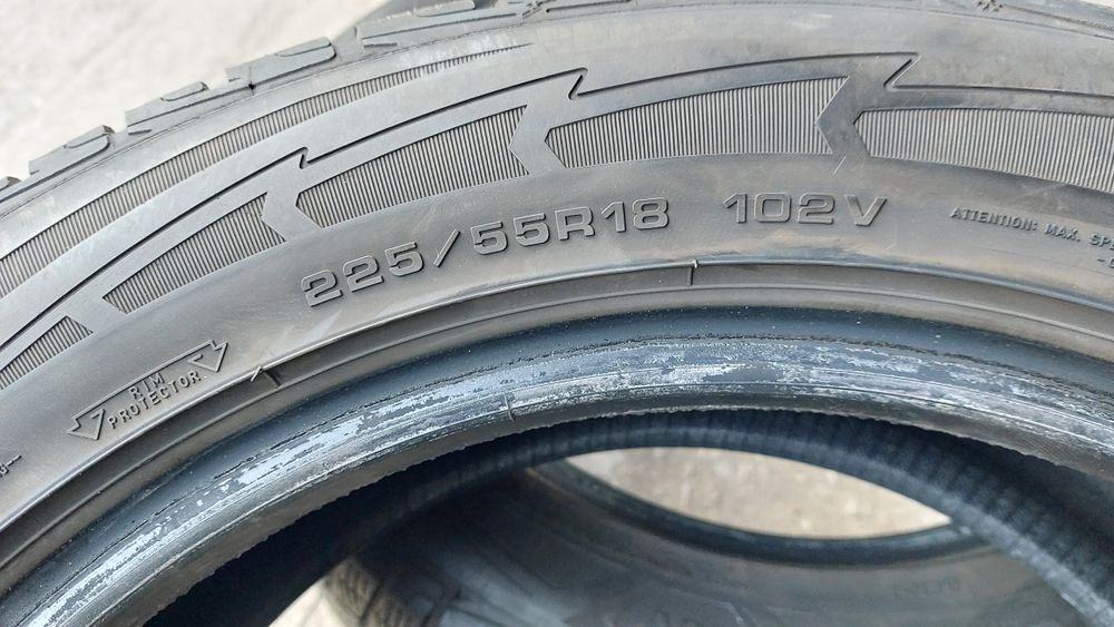 Зимни гуми 225/55/18 Goodyear Ultragrip Performance Suv 2 броя